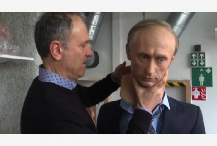 LUFTA/ Hiqet statuja prej dylli e Putinit nga muzeu i famshëm në Paris