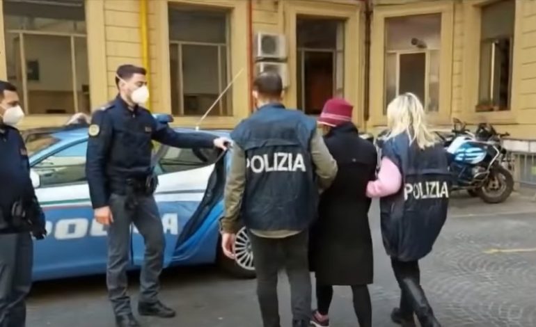 METODA SHQIPTARE E TRAFIKUT TË DROGËS NË ROMË/ Çfarë thonë hetimet italiane për këngëtaren Elsa Lila
