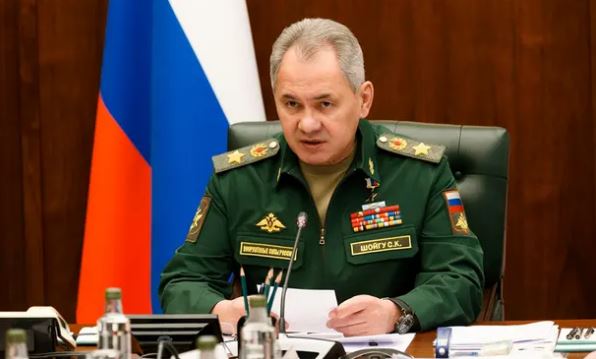 PARALAJMËRON NATO-N/ Ministri i Mbrojtjes ruse: Nëse furnizoni Ukrainën me avionë do të përgjigjemi