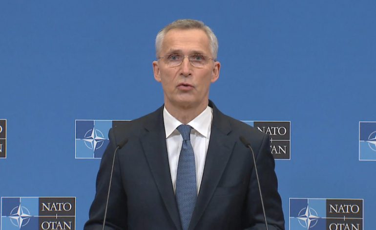 LUFTA/ Stoltenberg: NATO ka përgjegjësi për të siguruar që konflikti të mos përhapet përtej Ukrainës