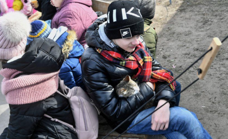 LUFTA/ Mbretëria e Bashkuar gati të mirëpresë mbi 122 000 mijë refugjatë ukrainas