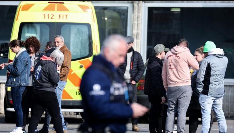 E RËNDË/ Makina futet mes turmës së karnavaleve, gjashtë të vrarë në Belgjikë