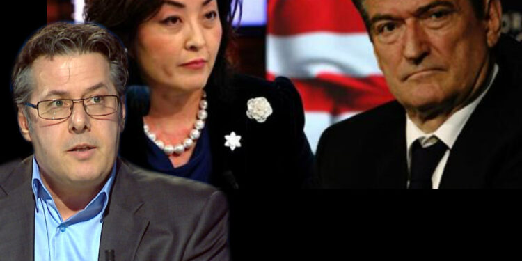 BERISHA “DHEMB PËR DHEMBË” ME YURI KIM/ I përgjigjet me Palokën: Fatkeqësi që nuk e kupton sa qesharake…