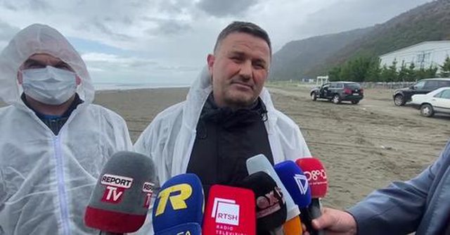 ÇUDIT përgjegjësi i veterinarisë në Lezhë: E bëtë alarmante fare, deri tani veç katër pula të ngordhura…