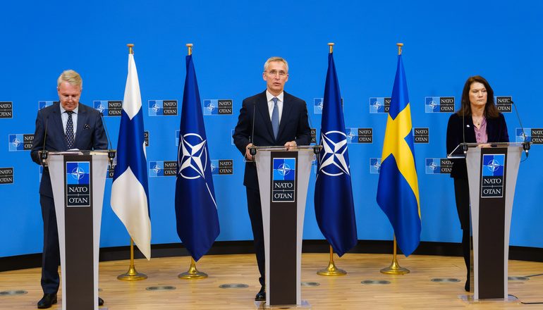 PUTIN I KËRCËNOI/ NATO: Presim krah hapur Suedinë dhe Finlandën