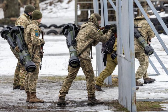TËRHIQEN RUSËT/ Pas Kievit, ukrainasit rimarrin kontrollin e një tjetër qyteti