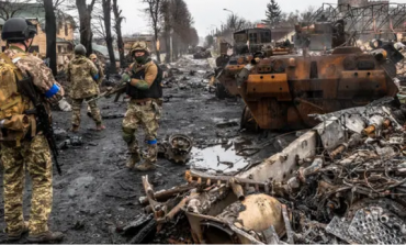 PO TËRHIQEN? Zyrtari amerikan lëshon alarmin: Dy të tretat e ushtrisë ruse po zhvendosen në Bjellorusi