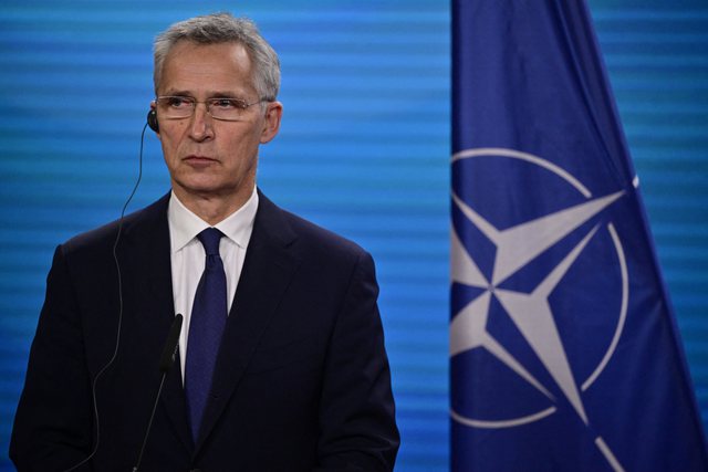 “SITUATË E RREZIKSHME”/ Stoltenberg: Rusia nuk po heq dorë nga pushtimi i Ukrainës