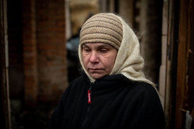 MASAKRA NË BUCHA/ Gruaja ukrainase e mbijetuar rrëfen tmerret: Do të doja të më kishin vrarë edhe mua