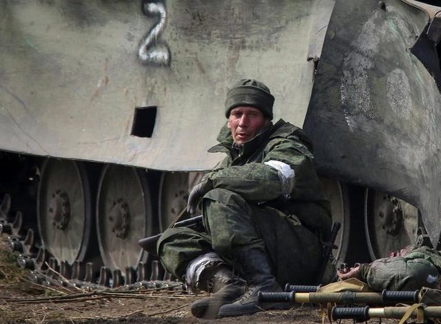 VUAJTJET E USHTARËVE RUSË PËRMES FOTOVE/ Sa i ka kushtuar Putinit pushtimi i Ukrainës