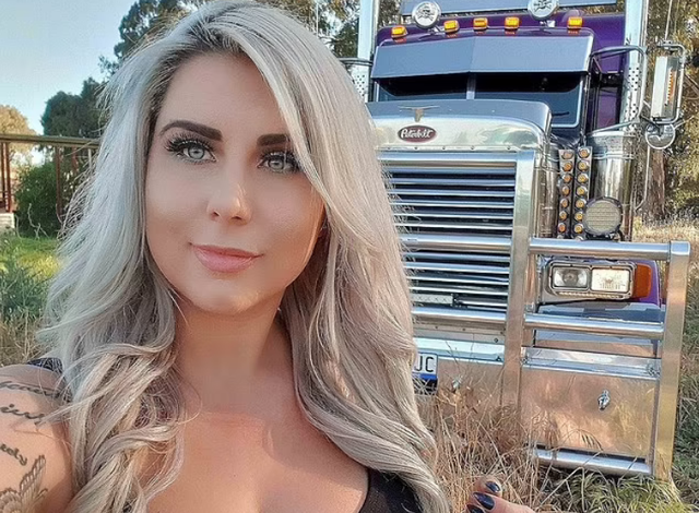 “NUK KRYEJA AKTE S*KSUALE”/ Kamionistja më seksi që fiton 63 mijë dollarë në vit nga faqja… (FOTO)