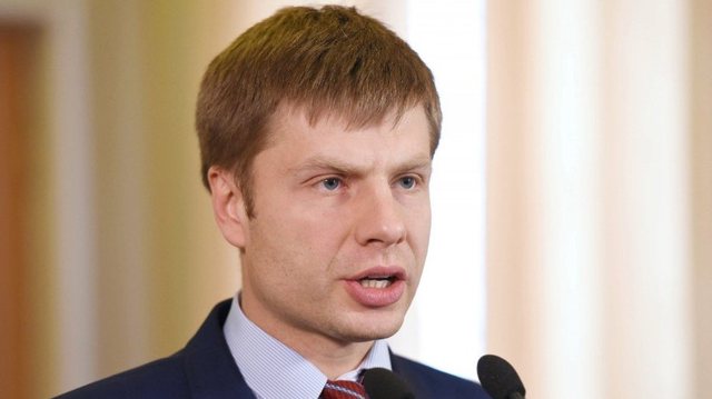 RUSIA I KËRCËNOI ME JETË/ Deputeti ukrainas: Ushtarët në Mariupol nuk do t’i dorëzohen ultimatumit