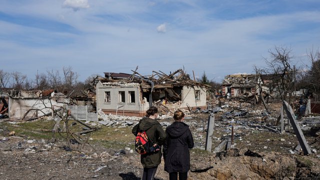 “DJALI IM U…”/ Ukrainë, banorët e qytetit Çernihiv tregojnë tmerret e luftës