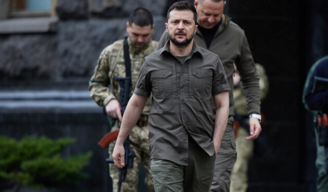LUFTA/ Presidenti Zelensky i prerë: Po u vranë “mbrojtësit” e Mariupol-it, s’ka më negociata!
