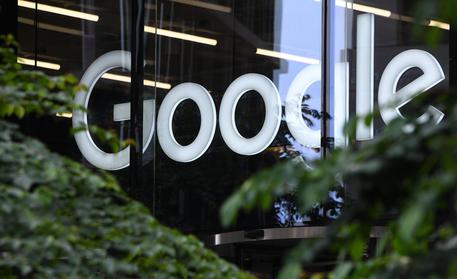 “SHPËRNDAU TË DHËNA TË PASAKTA…”/ Rusia gjobit Google me 135 mijë dollarë