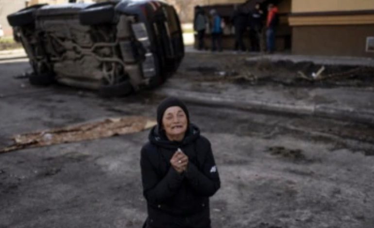 LUFTA/ Ukraina thotë se Rusia po përgatit një sulm në juglindje të vendit