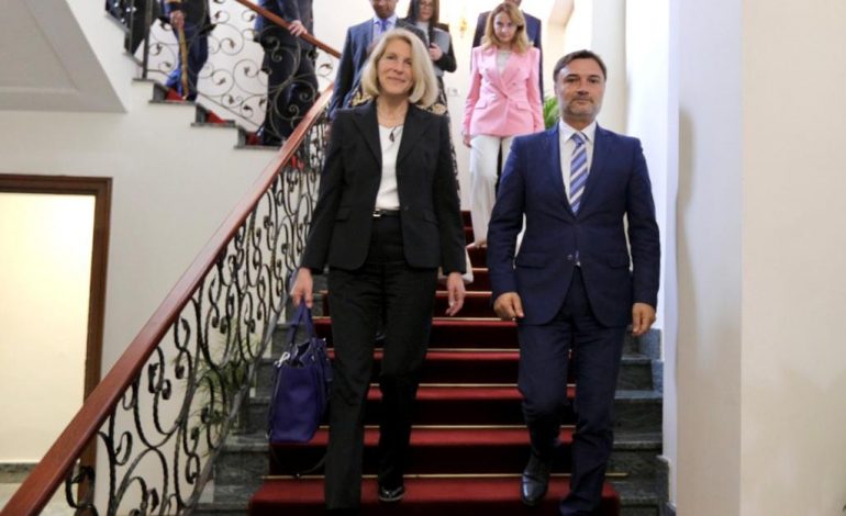 A U PËRMEND BERISHA? Alibeaj reagon pas takimit me zyrtaren e DASH: Morëm garanci…