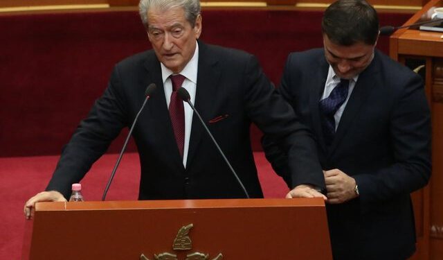 REAGIMI I YURI KIM/ Berisha: Guvernatore qesharake! Iku koha e opozitës kukull