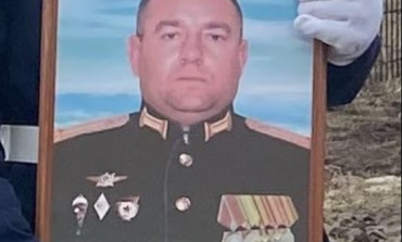 TJETËR HUMBJE PËR RUSINË/ Koloneli i besuar i Putin qëllohet për vdekje në luftimet e Donbasit