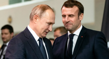 SULMET RUSE/ Macron: Dialogu me Putin ka ngecur pas zbulimit të vrasjeve masive në Ukrainë