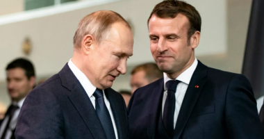 SULMET RUSE/ Macron: Dialogu me Putin ka ngecur pas zbulimit të vrasjeve masive në Ukrainë
