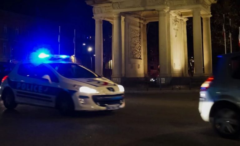 TRAZIRA NË PARIS/ Policia vret dy persona, një i tretë i plagosur rëndë