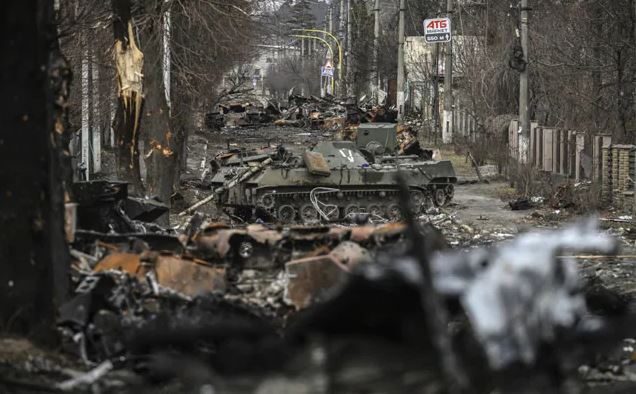 MASAKËR RUSE NË KIEV/ CNN konfirmon: Kemi gjetur një varr masiv me 300 banorë të…