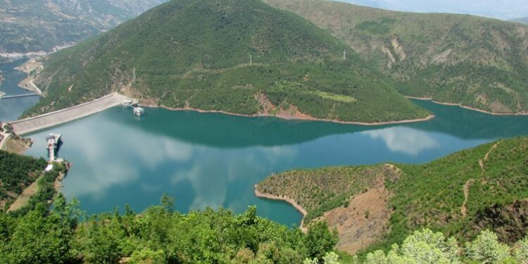 SITUATA ENERGJITIKE/ Lajme të mira nga Fierza: Niveli i ujit arrin kuotën 281 metra