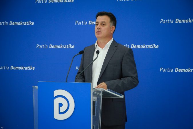 “VENDIMI BIE…”/ Noka në mbledhjen e grupit të PD: Ne që dolëm shumicë kemi kërkuar bashkim…