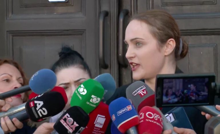 KLP CAKTON DREJTUESIN E PËRKOHSHËM TË PROKURORISË SË TIRANËS/ Ja kush e zëvendëson Elisabeta Imerajn
