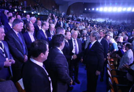 KUVENDI I 30 PRILLIT/ Kush janë deputetët që iu përgjigjën thirrjes së Sali Berishës dhe Komisionit të Rithemelimit të PD-së