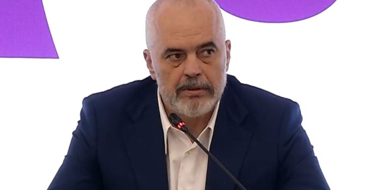 NJË VIT MË PARË PS FITOI ZGJEDHJET/ Rama publikon foton duke festuar: Na u besua…