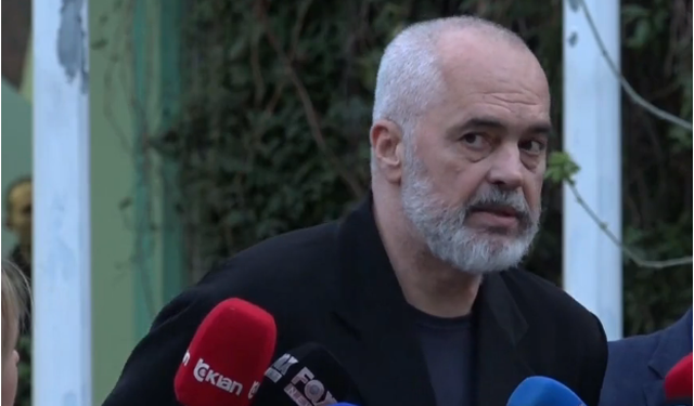 “HANI ME PAK DHE MENDONI…”/ Rama poston “fjalët e Ramazanit”