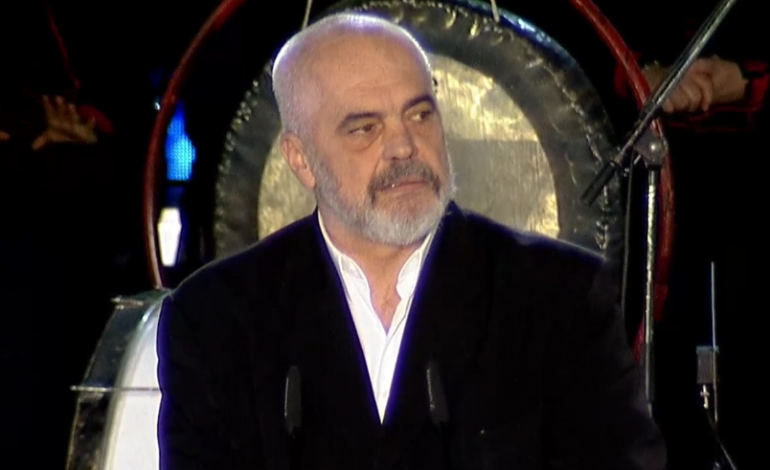 JAVËT KULTURORE NË SHESHIN SKËNDËRBEJ NISIN ME FRANCËN/ Rama: Koincidencë e bukur me fitoren e Macron, nisma do të kthehet në traditë