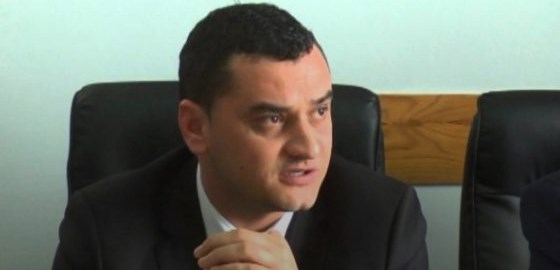 E DREJTONTE PREJ 5 VITESH/ Jep dorëheqjen drejtori i Hekurudhës Shqiptare