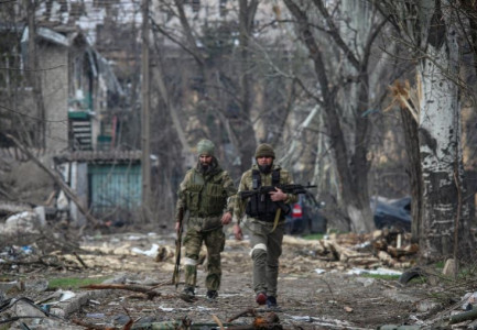 SHPËRTHIMET VAZHDOJNË/ Forcat ruse shkatërrojnë fabrikën e municioneve pranë Kievit