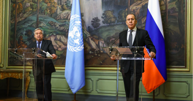 EVAKUIMI I CIVILËVE/ Lavrov: Jemi të gatshëm të bashkëpunojmë me OKB-në dhe Kryqin e Kuq