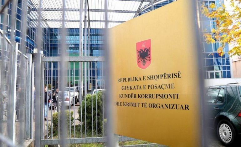 KORRUPSION NË DOGANË/ Aksion i përbashkët me autoritetet në Kosovë, SPAK: Arrestohen 31 policë…