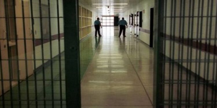MERRET VENDIMI I RËNDËSISHËM PËR BURGJET NË VEND/ Çfarë përfitojnë të dënuarit