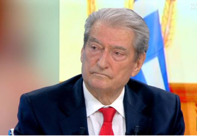 “JAM I VETMI QE…”/ Ish-kryeministri: “Berisha 3”, një projekt shprese për shqiptarët, rikthimi im ka shkaktuar tërmet
