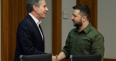 TRE ORË ME ZELENSKYN/ Blinken rrëfen udhëtimin për në Kiev: Çfarë pashë nga dritarja e trenit