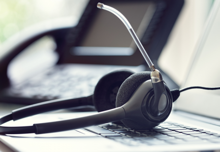 PROFESIONET MË TË KËRKUARA NË VEND/ Kryeson fasoni dhe call center