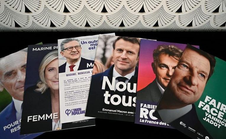 MACRON KËRKON MANDATIN E DYTË/ Zgjedhjet në Francë, si ndahen sondazhet mes tij dhe “ish-politikanes” së ekstremit të djathtë