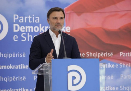 PASI BERISHA I KËRKOI DORËHEQJEN/ Alibeaj prezanton platformën për bashkimin e PD: Të rikthehen të përjashtuarit…