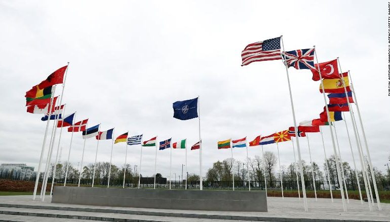ANËTARËSIMI I FINLANDËS DHE SUEDISË NË NATO/ Paralajmëron sërish Kremlini: Nuk do të sjellë stabilitet në Europë