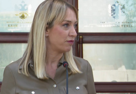 BËHET I DETYRUESHËM “LIBRI PËR FERMERËT”/ Ministrja e Bujqësisë: Ja për çfarë do të shërbejë dhe si do të plotësohet