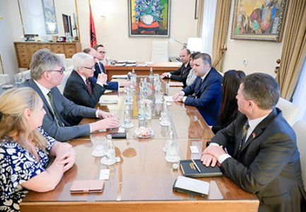 RRITJA E ÇMIMEVE/ Sejko: Ekonomia do t’i rezistojë goditjes! BSH do të vijojë të marrë masat…