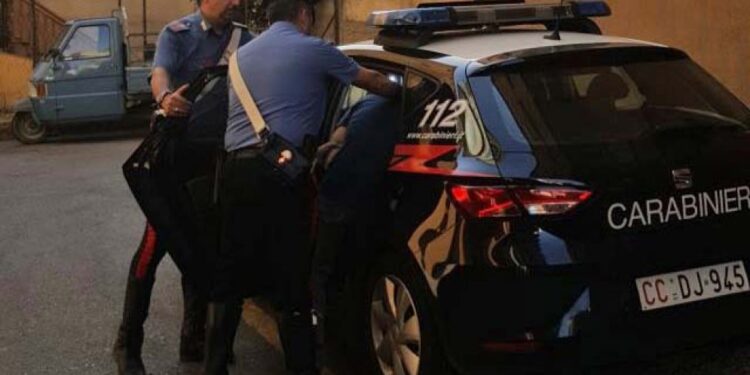 E PËSON KEQ SHQIPTARI/ Falsifikoi pasaportën, arrestohet në Itali
