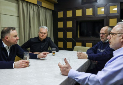 LUFTA NË UKRAINË/ Presidentët e katër shteteve europiane udhëtojnë drejt Kievit, takim me Presidentin Zelensky