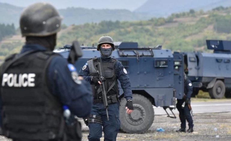 SULMET NDAJ POLICISË SË KOSOVËS/ Thirrja e BE-së: Të shmangen spekulimet që mund të shtojnë tensione